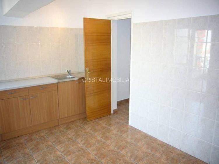 Apartament 5 camere de inchiriat Unirii decomandat, 2 bai, terase, nemobilat, - 4