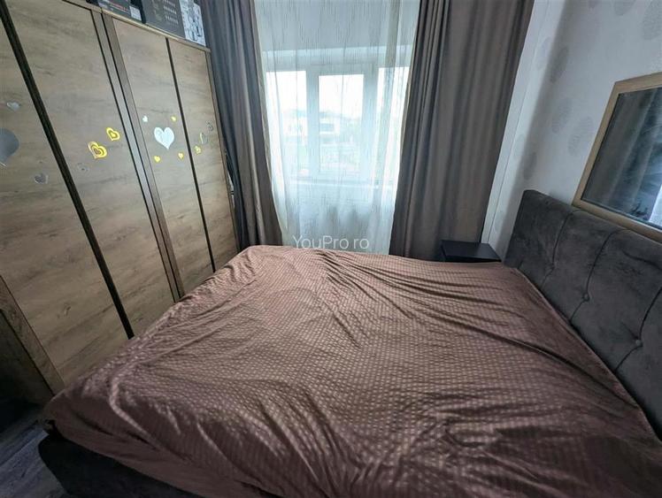Decomandat 2 camere etaj 2 Zona Lipovei - 8