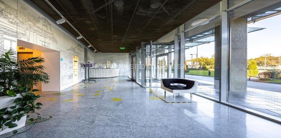 Opera Center II - 9