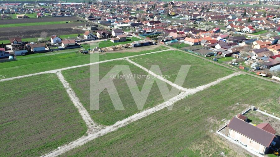 Teren de 475 mp în Hălchiu - utilități - Comision 0% - 5