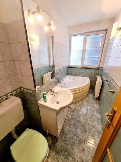 2 camere Sala Palatului bloc 1960 etajul 2/8 50 mp balcon - 10