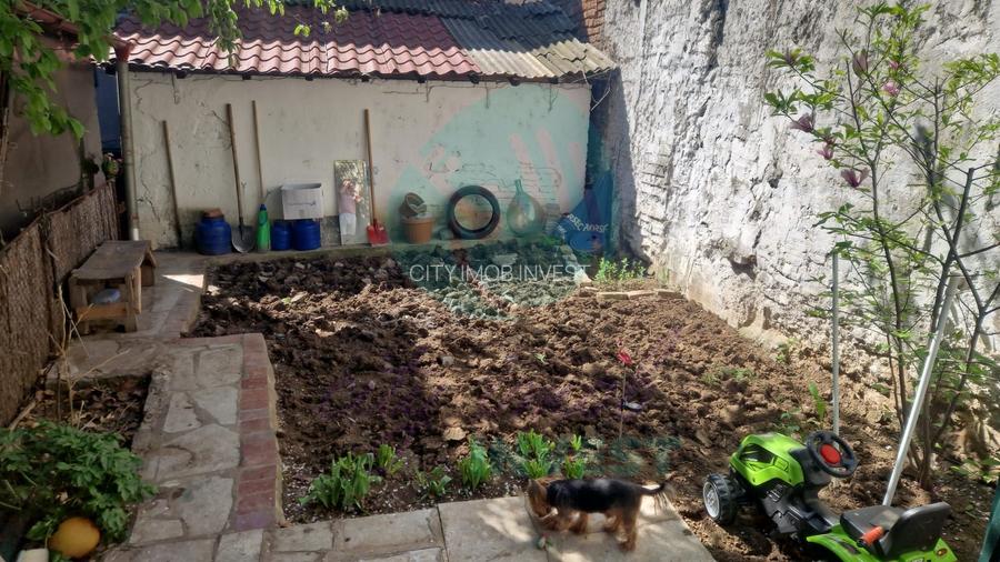 JUMATATE DE VILA  INTERBELICA- CURTE PROPRIE- ROND ALBA IULIA-DECEBAL - 5