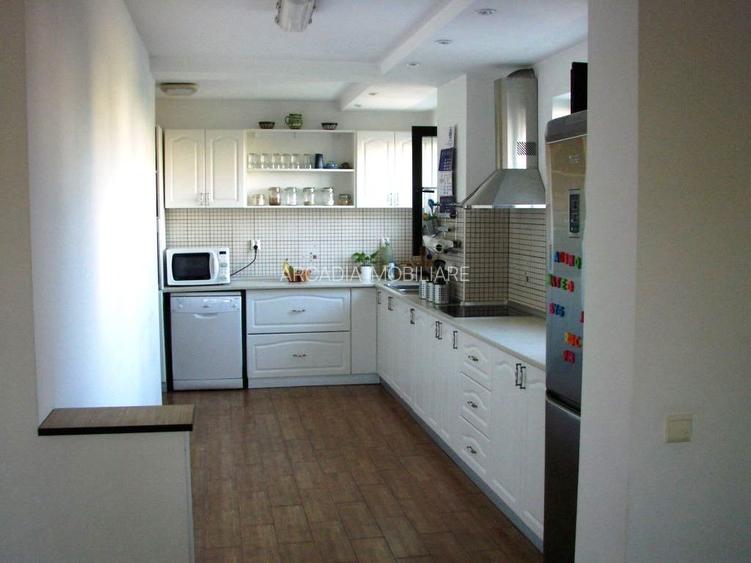 Vanzare vila individuala | 6 camere | Otopeni | Panouri solare - 5