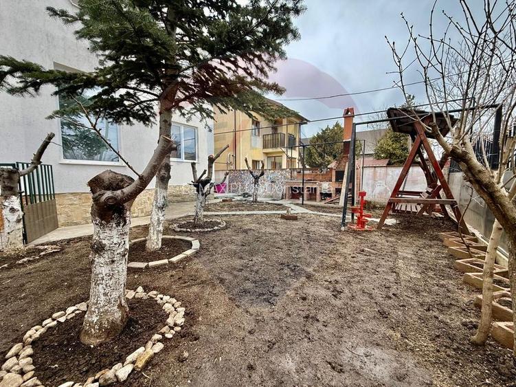 Vila P + 1 de vanzare in Eforie Nord teren proprietate 300 mp - 19