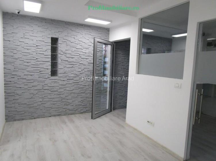 Spatiu-Apartament 6 camere, 158 mp, Micalaca zona 300, acces separat - 27