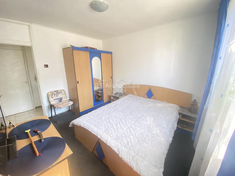 3 camere-Decomandat- Salaj- COMISION 0% - 4