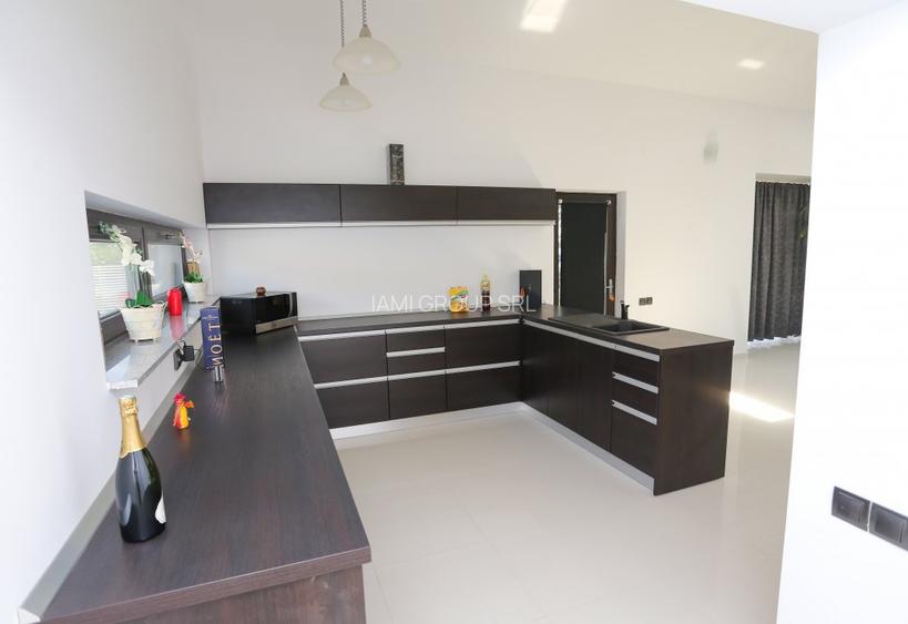 Vila de lux 1 Decembrie - 8