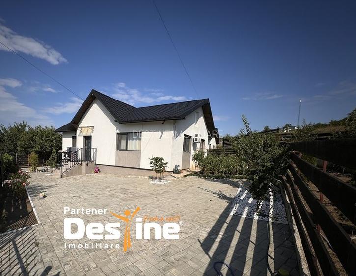 Casa PLAN PARTER, 75 mp + 500 mp TEREN , CIURBESTI - 2