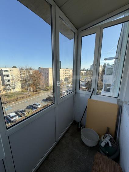 Apartament cu 2 camere, zona Astra - 11