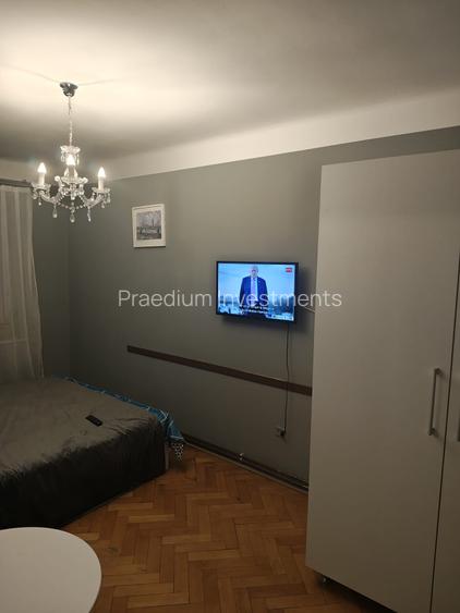 Apartament decomandat de 2 camere de închiriat in centru - 3