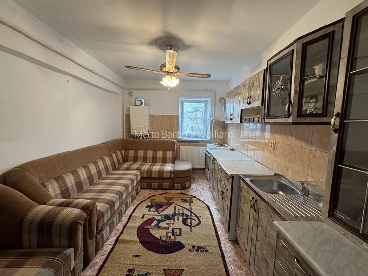 2 cam. 55 mp, decomandat, et.4, str. Manastirii - 10