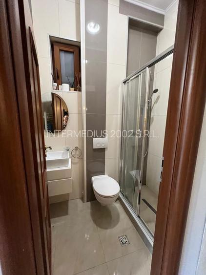Apartament 3 camere, garaj si boxa - zona Centrala-Prefectura - 19