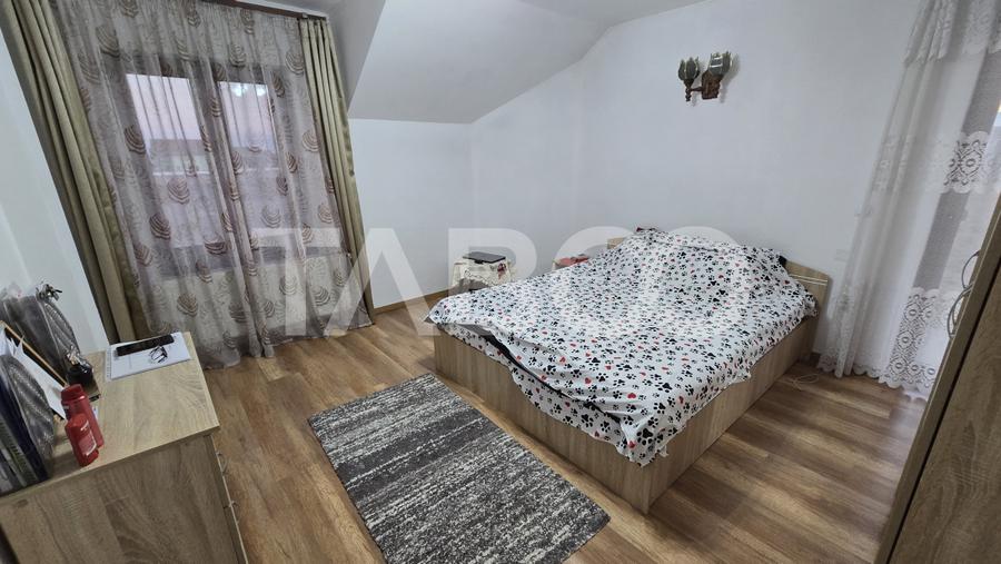 EXCLUSIVITATE - Casa de vanzare cu 5 camere in zona Piata Cluj Sibiu