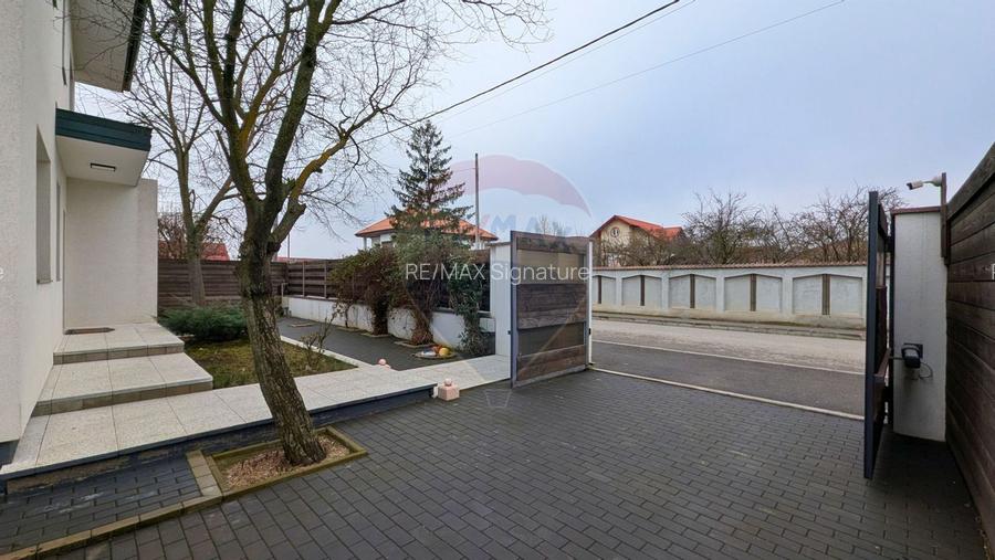 Vilă nouă de Vânzare in Balotești Ultrafinisată 5 Camere - 59