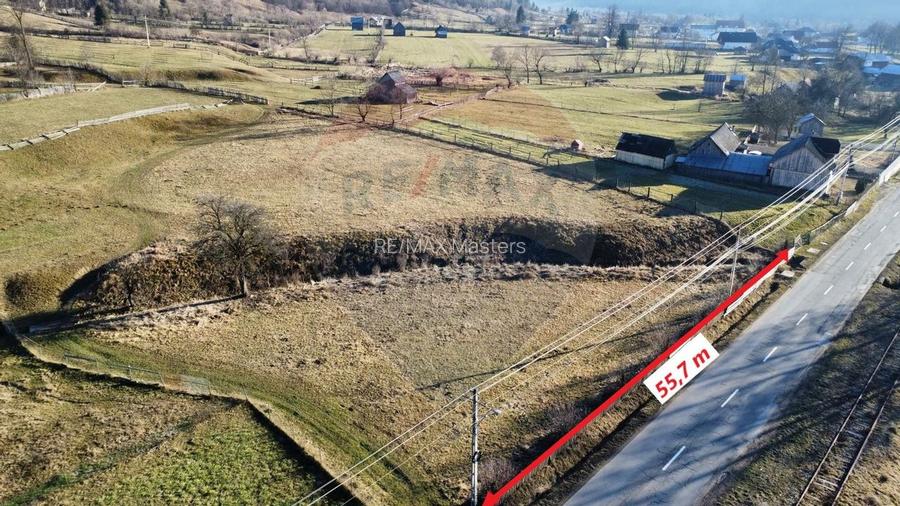 Teren de vanzare  Vatra Moldovitei BUCOVINA - 2