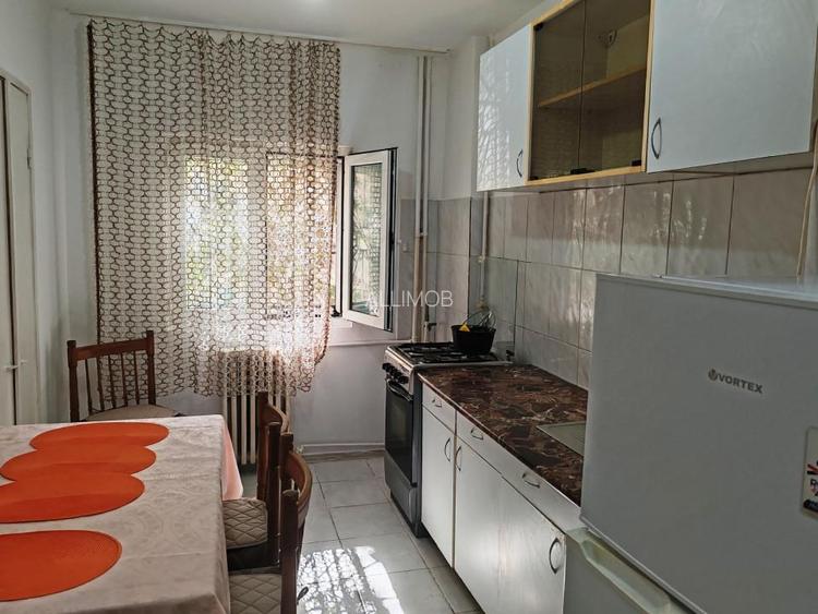 Apartament 2 camere in Ploiesti, zona Mihai Vitezul - 12