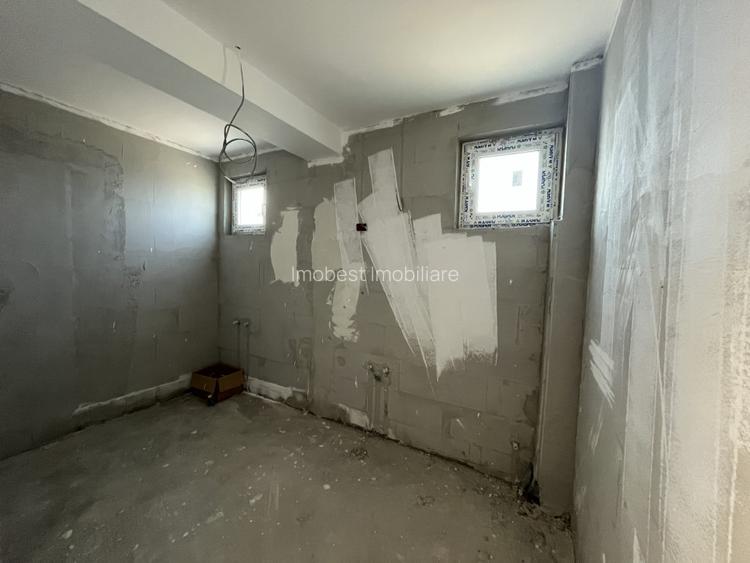 Oportunitate! Vila tip duplex P+1, 5 camere, Valu lui Taian! - 11