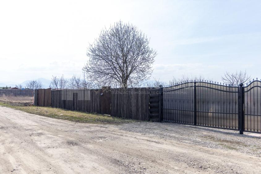 Teren 500 mp, împrejmuit, curent și internet pe teren, cu proiect și autorizație - 27