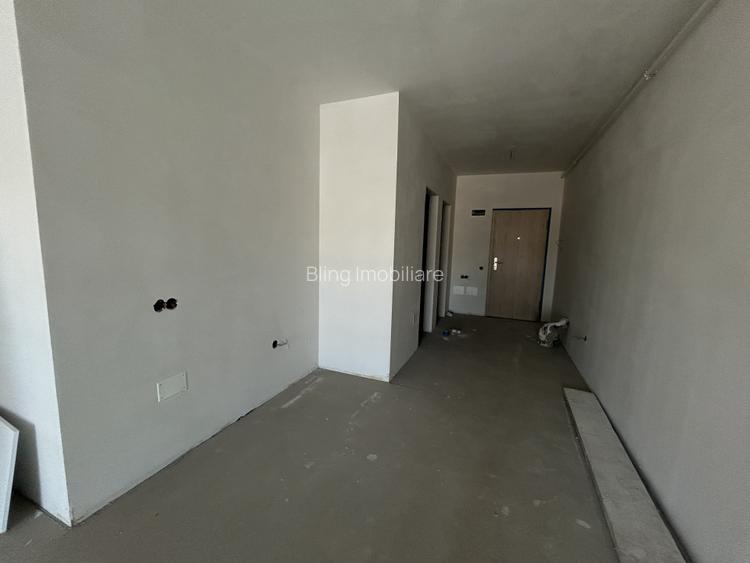 Apartament 3 camere , semidecomandat, semifinisat,  80 mp, zona Avram Iancu - 2
