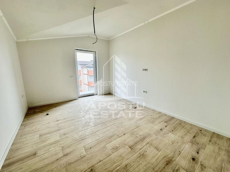 Apartament cu 4 camere, terasa de 30 mp, zona Planetelor din Giroc - 5