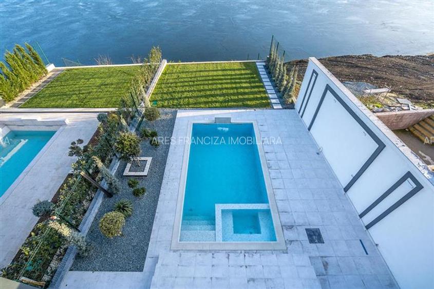 CERNICA,VILA INDIVIDUALA,5 CAMERE,453 MP,TEREN 587 MP,PISCINA,DESCHIDERE LAC - 28