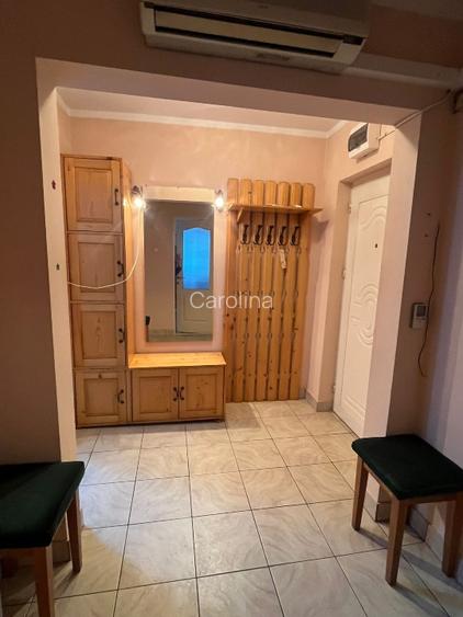Vând apartament decomandat, 2 camere, etajul 2 / 4, Băile Herculane, zona Piață - 14
