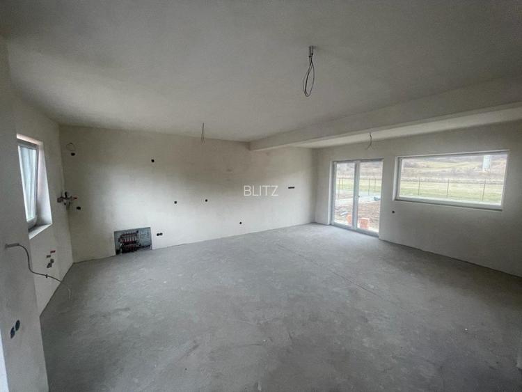 Case individuale 4 camere, 110 mp, 400 teren, Luna de Sus  - 8