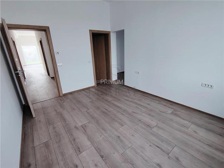 Duplex separat prin dressing - suprafete generoase - zona linistita - 8