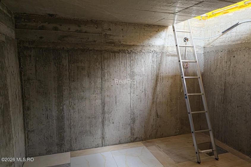 Giarmata - Casa P+1, 4 Dormitoare, 4 Bai, Garaj, Beci, Teren 556 Mp - 12