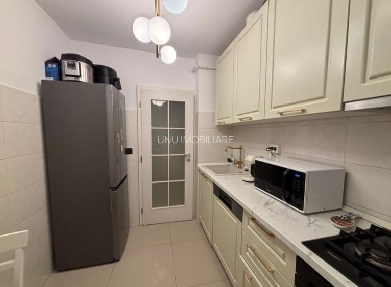 Podul de Fier-2 Camere Decomandat-Renovat - 3