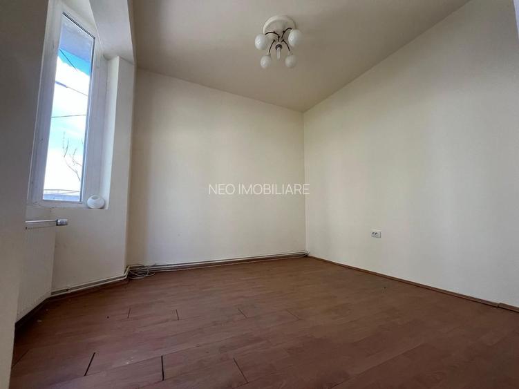 Spatiu Comercial | 4 Locuri de parcare. - 8