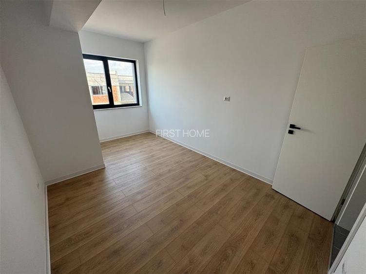 Ap 3 cam, etaj 1, comision 0%, TVA inclus, 2 bai, 2 balcoane, 90 mp utili - 12