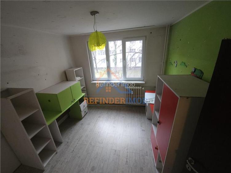 Apartament de vanzare de 3 camere, zona Ozana - Auchan Titan - 3