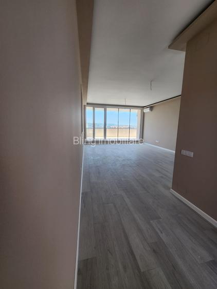 Apartament tip Penthouse, 3 camere, 81 mp, terasa 100 mp, Zona Cetatii - 3