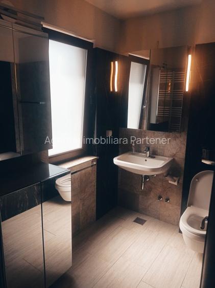 3 camere UltraCentral , mobilat / utilat / parcare , finisaje moderne ! - 13