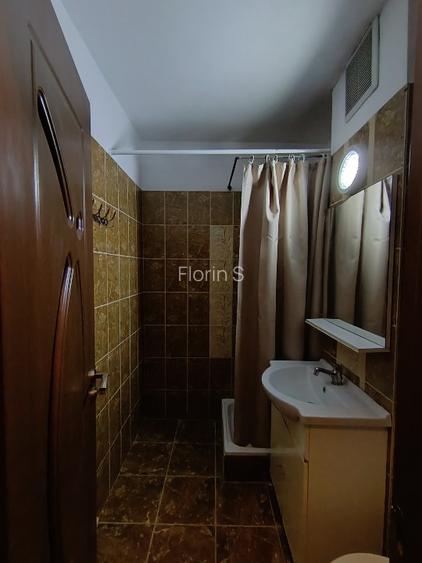 Garsonieră Micalaca – aproape de universitate și centru - 3