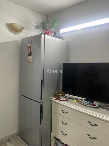 Vând apartament 2 camere , decomandat, et 3 din 10, Titan, sector 3.  - 4