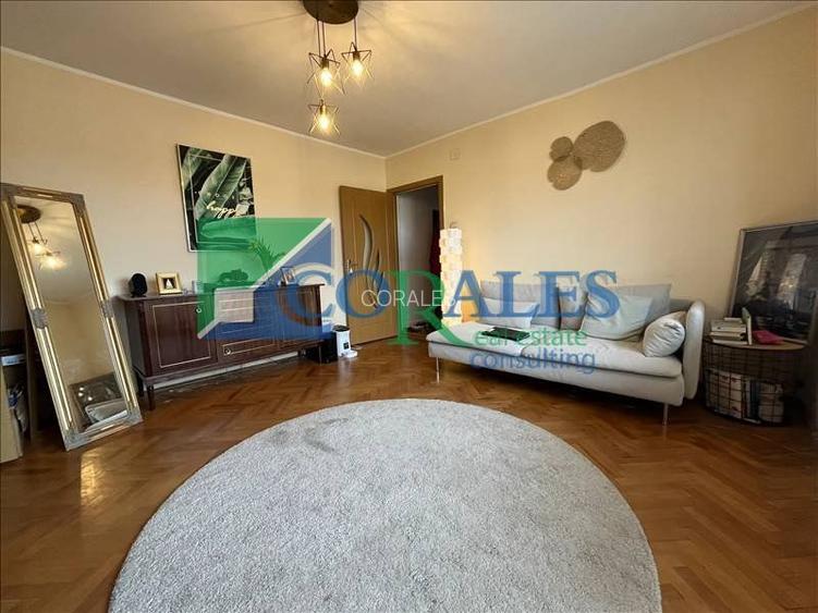 Simion Barnutiu. Etaj 2. Cu garaj inscris in CF. - 4