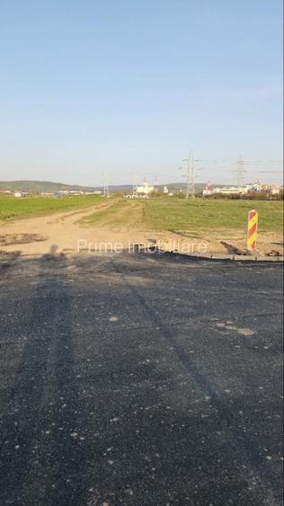 Teren intravilan | 449 MP | AMPOI III | TOATE UTILITĂȚILE | - 2