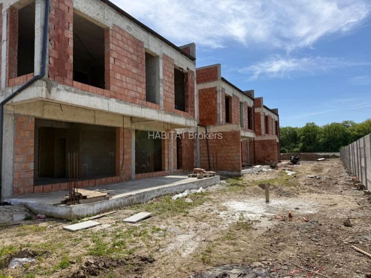 Eleganță și natură: vilă urbană exclusivistă în Tunari - 17