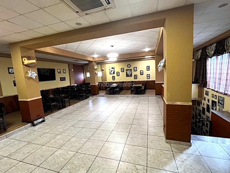 VANZARE CLADIRE CU RESTAURANT UTILAT COMPLET PLUS SPATIU COMERCIAL - 7