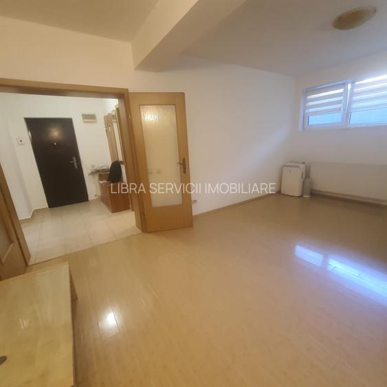 Giurgiului, Piata Progresului, intrarea Plopeni, - 2