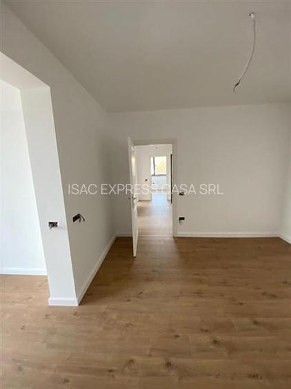 Apartament de vanzare - Valea Lupului: 3 camere si gradina proprie - 12