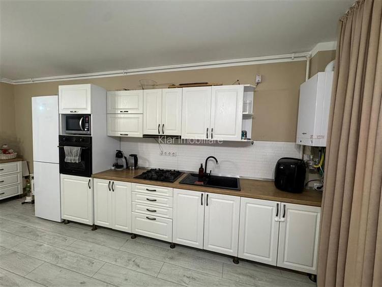 Apartament 2 camere 54 mp, gradina 50 mp, parcare! Zona centrala! - 3