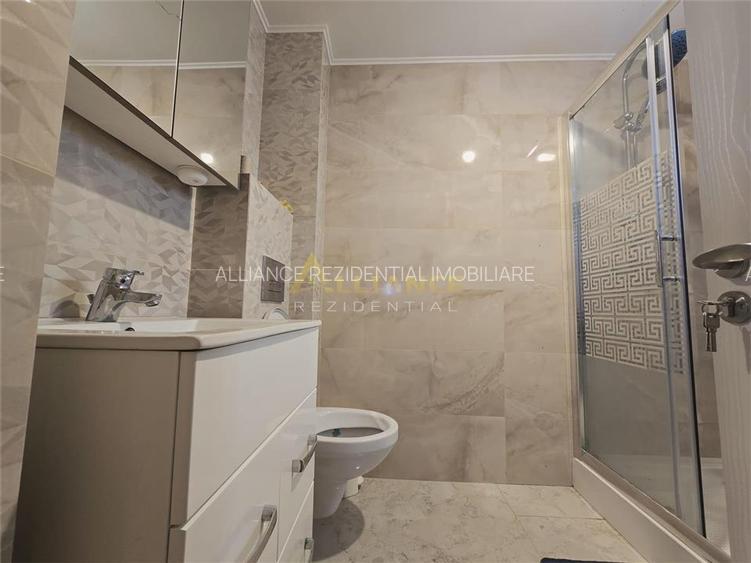 Gata de mutare- 425mp teren - 5 camere - 3 bai - 5