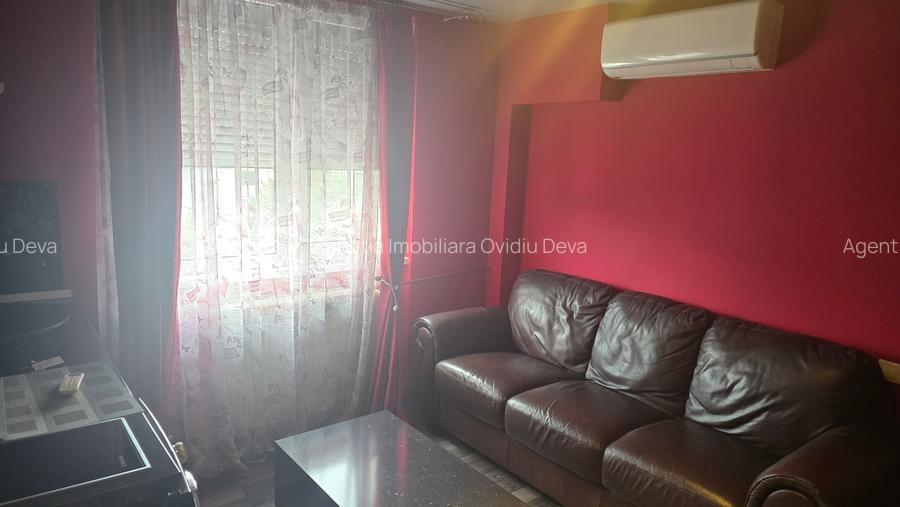 Vand garsoniera cu 2 camere in Deva, zona Dacia, etaj 3, mobilata - 2