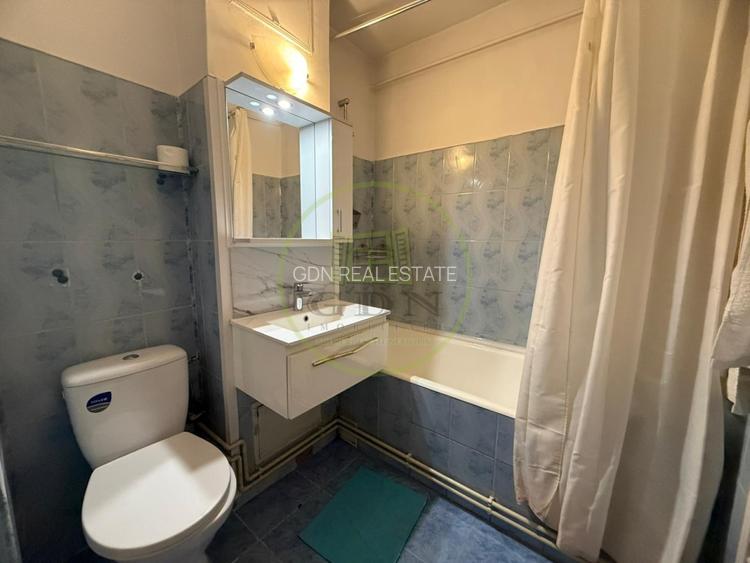 Apartament 2 camere, 58mp, cartier Lapus, zona Mall Electroputere - 8