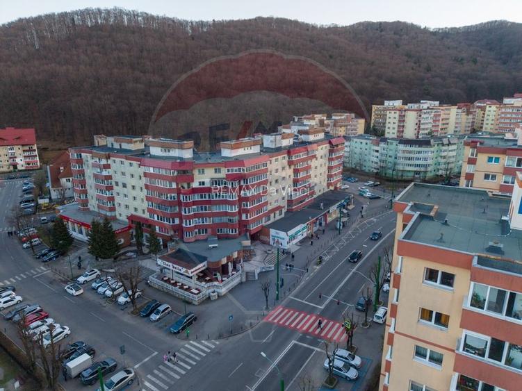 Garsonieră de vânzare mobilată și utilată Răcădău - Brașov - 16