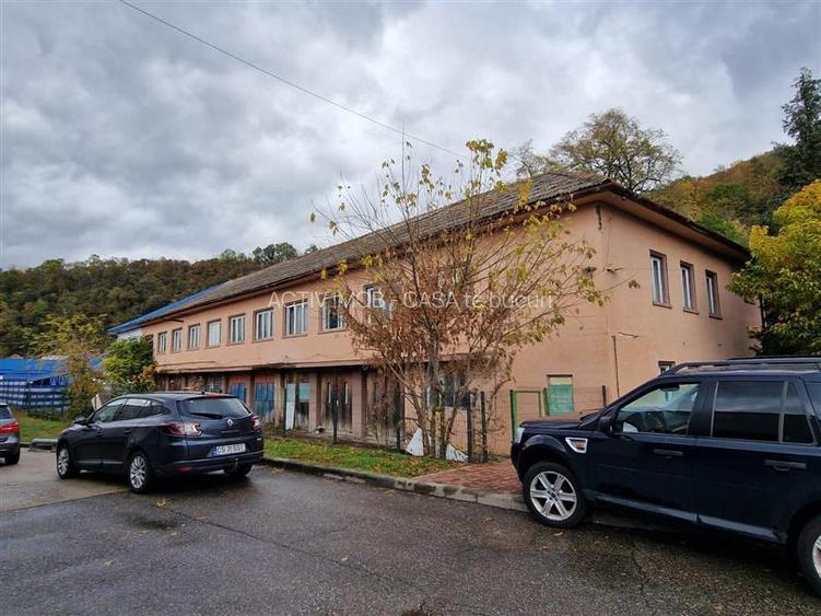 Resita CHIRIE Central, 785 mp. Parter, Etaj 1 - 8