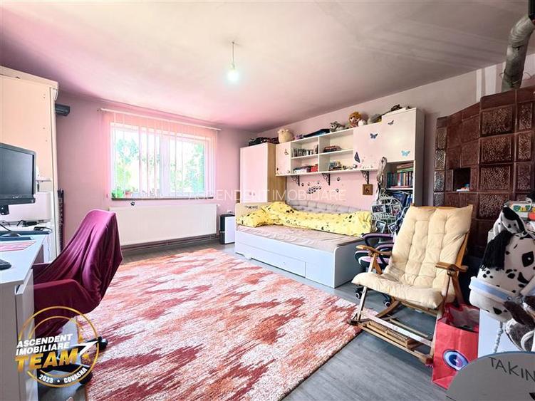 Vrei sa auzi ciripitul pasarilor,sa fii langa izvoarele termale:Casa modern util - 7